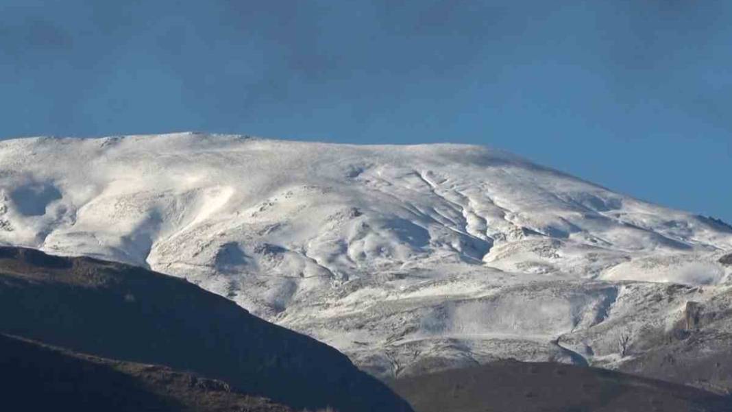 Doğu Anadolu beyaz örtüyle kaplandı: Manzarası Nuri Bilge Ceylan filmlerini aratmadı 5